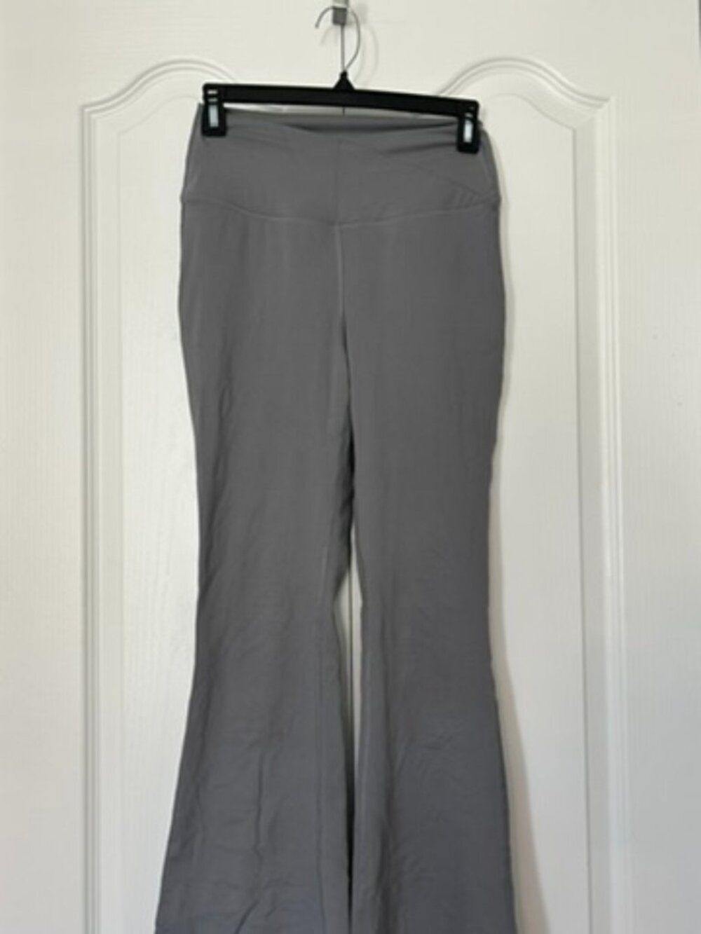 Yogalicious Lux Gray Cross Waist Flare Leggings Size Medium